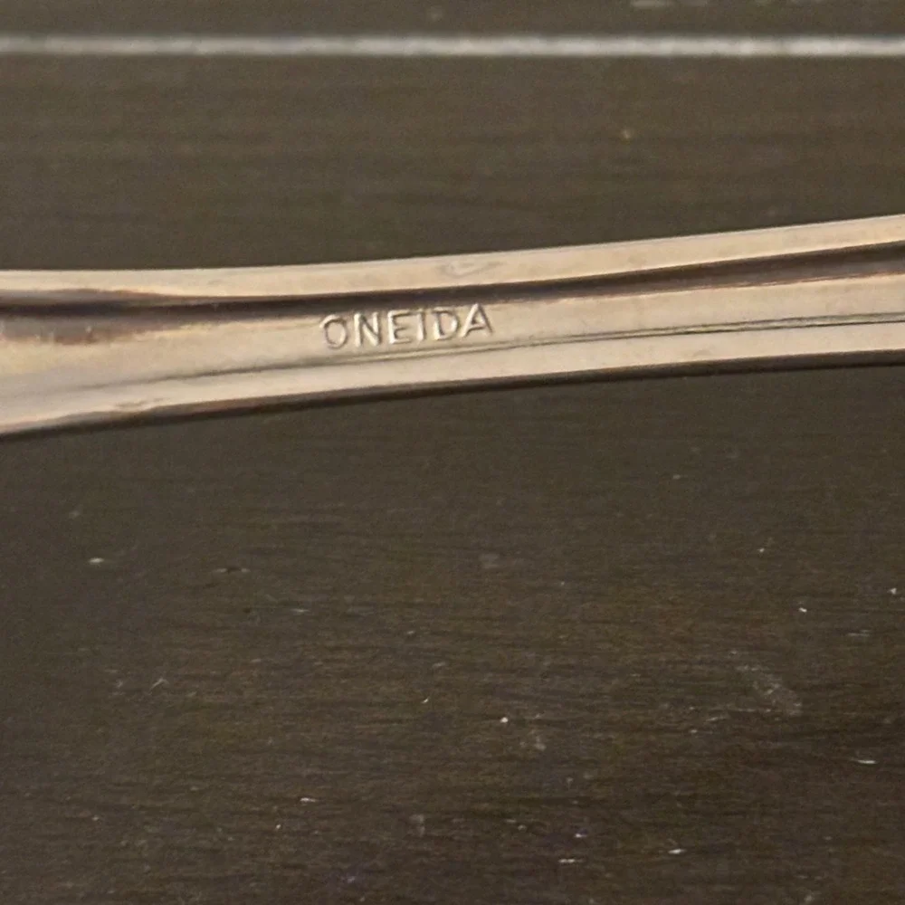 Arbor-American Harmony Oneida | Stainless Flatware | Meat Serving Fork | 8 5/8